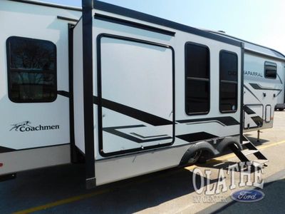 2023 Coachmen RV Chaparral - Photo 32