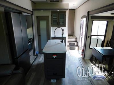 2023 Coachmen RV Chaparral - Photo 11
