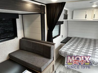 2024 Jayco Jay Flight SLX - Photo 10