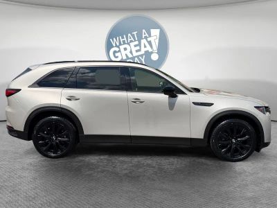 2025 Mazda Mazda CX-90 — side profile view