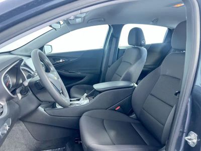 2021 Chevrolet Malibu — photo 12 view
