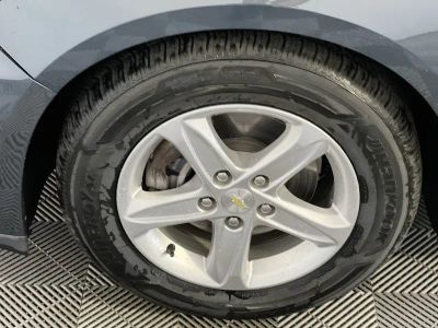 2021 Chevrolet Malibu — photo 11 view