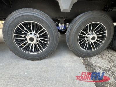 2026 Keystone RV Raptor - Photo 12