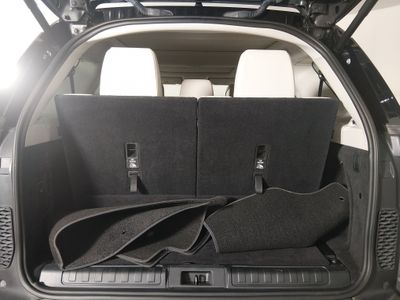 2025 Land Rover Discovery - Photo 11