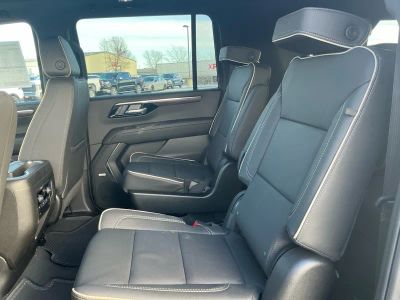 2026 Chevrolet Suburban — photo 13 view