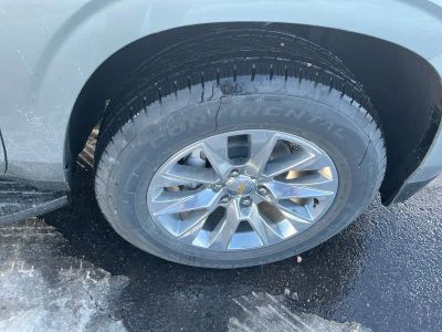 2026 Chevrolet Suburban — photo 14 view