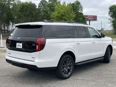 2026 Ford Expedition - Photo 3