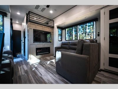 2026 Jayco Jay Flight Bungalow - Photo 3