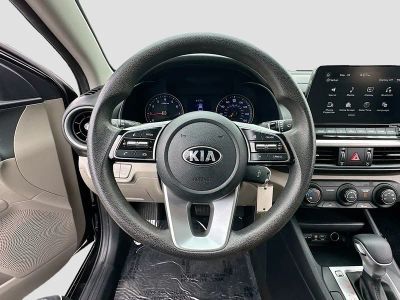 2020 Kia Forte — photo 11 view