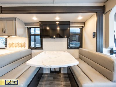 2025 Thor Motor Coach Palazzo GT - Photo 26