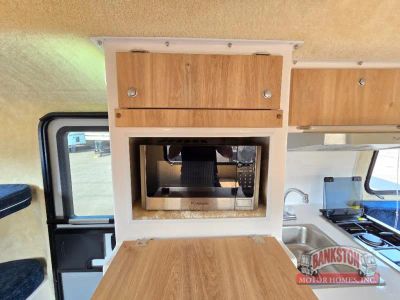 2024 Casita Standard Series 17 Spirit — photo 8 view