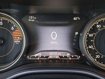 2023 Jeep Cherokee — photo 14 view