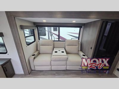 2026 Grand Design Transcend - Photo 5