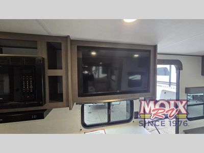 2026 Grand Design Transcend - Photo 13