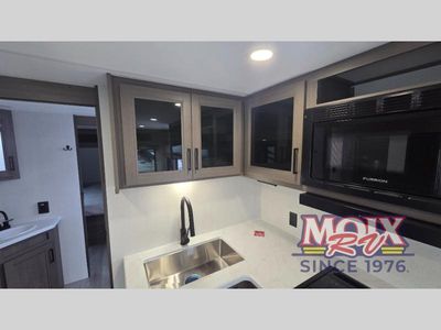 2026 Grand Design Transcend - Photo 15