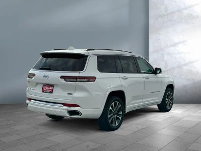 2023 Jeep Grand Cherokee L — engine compartment view