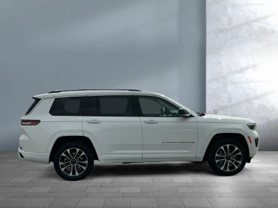 2023 Jeep Grand Cherokee L — photo 7 view
