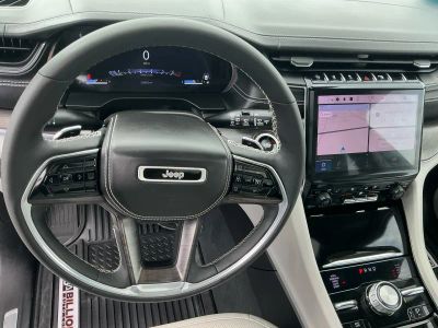 2023 Jeep Grand Cherokee L — photo 14 view