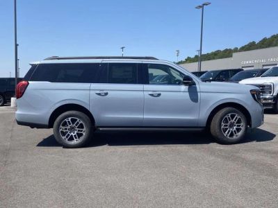 2026 Ford Expedition - Photo 2