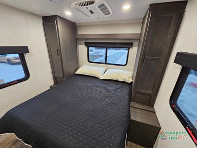2026 Venture RV SportTrek - Photo 42