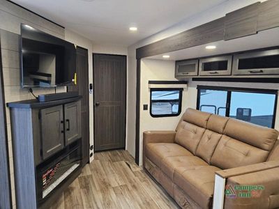 2026 Venture RV SportTrek - Photo 31