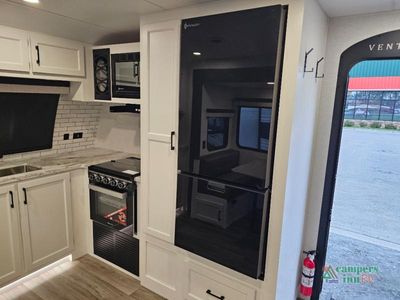 2026 Venture RV SportTrek - Photo 22