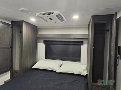 2026 Venture RV SportTrek - Photo 43