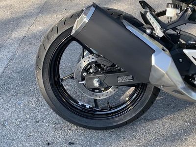 2026 Kawasaki Ninja 500 ABS Metallic Yellowish Green/Ebony - Photo 12