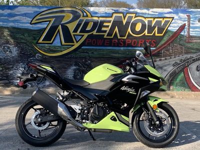 2026 Kawasaki Ninja 500 ABS Metallic Yellowish Green/Ebony - Photo 3