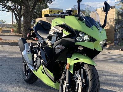 2026 Kawasaki Ninja 500 ABS Metallic Yellowish Green/Ebony - Photo 4