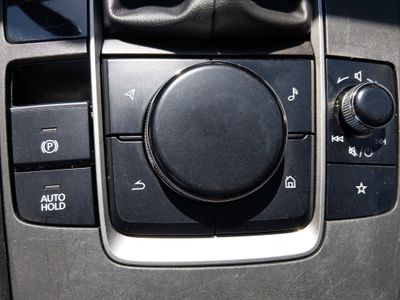 2025 Mazda CX-50 - Photo 18