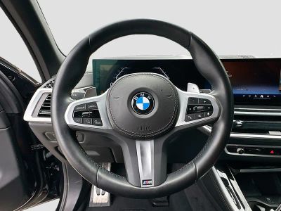 2024 BMW X5 — photo 11 view