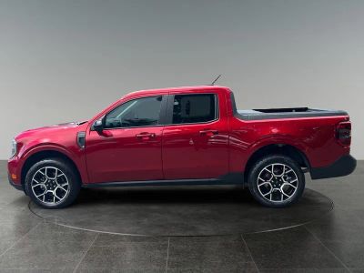 2025 Ford Maverick — detail view