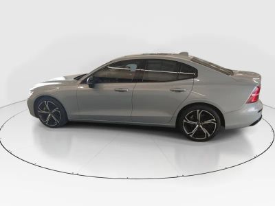 2024 Volvo S60 - Photo 4