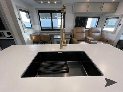 2026 Brinkley Model Z - Photo 27