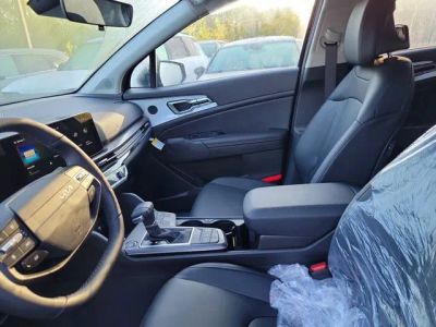 2026 Kia Sportage — photo 8 view
