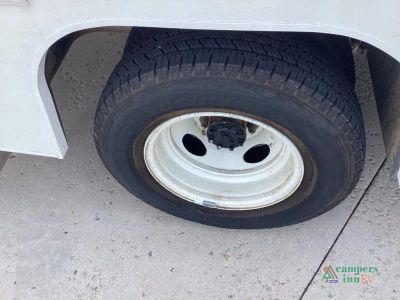2025 Forest River RV Freelander - Photo 13