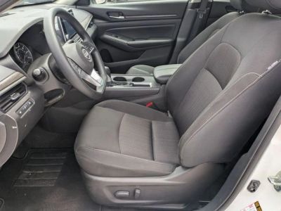 2025 Nissan Altima - Photo 11