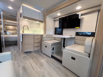 2027 Thor Motor Coach DELANO - Photo 6