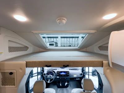 2027 Thor Motor Coach DELANO - Photo 4