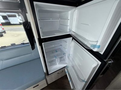 2026 Airstream International - Photo 19
