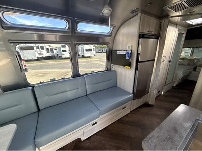 2026 Airstream International - Photo 11