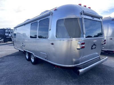 2026 Airstream International - Photo 3