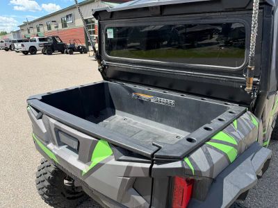 2023 Polaris General XP 4 1000 Ultimate — interior view