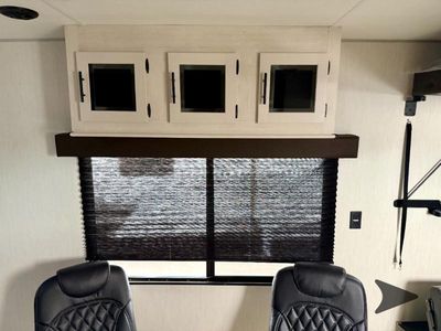 2026 Forest River RV Vengeance Rogue SUT — photo 15 view