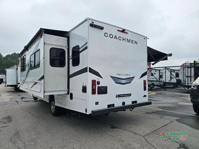 2026 Coachmen RV Freelander - Photo 6