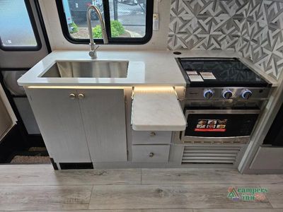 2026 Coachmen RV Freelander - Photo 24