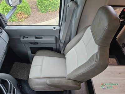 2026 Coachmen RV Freelander - Photo 17