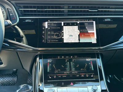 2026 Audi Q8 — photo 30 view