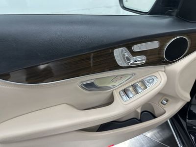 2016 Mercedes-Benz C-Class - Photo 10